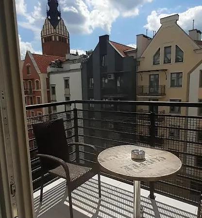 Oasis, Old Town *